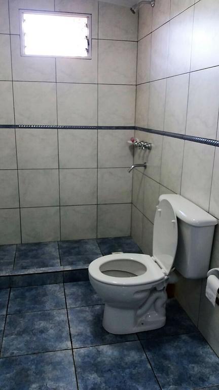 Tucan Hostel Пуэрто-Игуасу Экстерьер фото