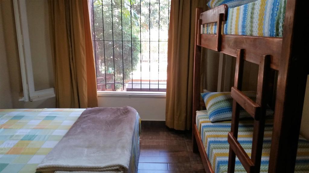 Tucan Hostel Пуэрто-Игуасу Экстерьер фото