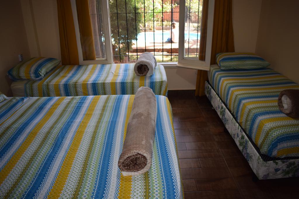 Tucan Hostel Пуэрто-Игуасу Экстерьер фото
